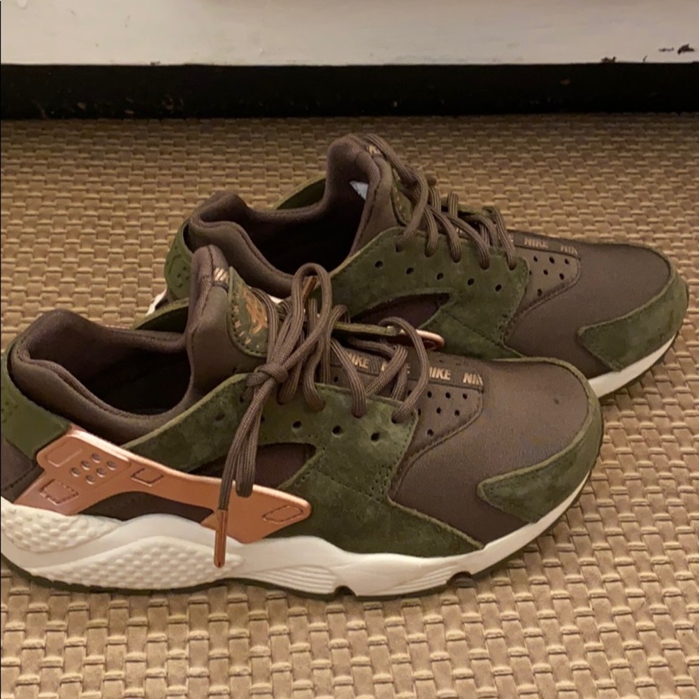 Nike shoes